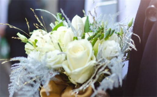 射手座女生喜欢男生的表现与心理分析